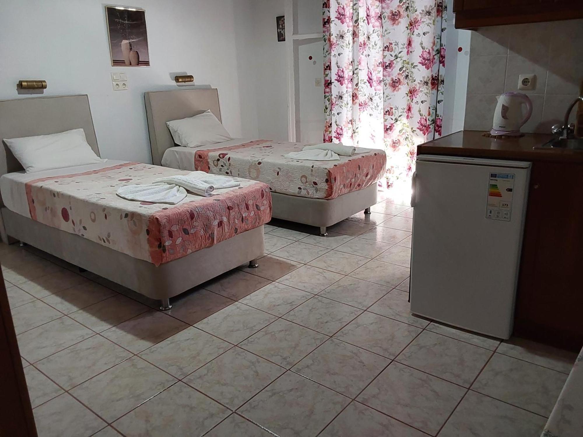 Amadeus Hawaii Apartments & Studios Sidárion Camera foto